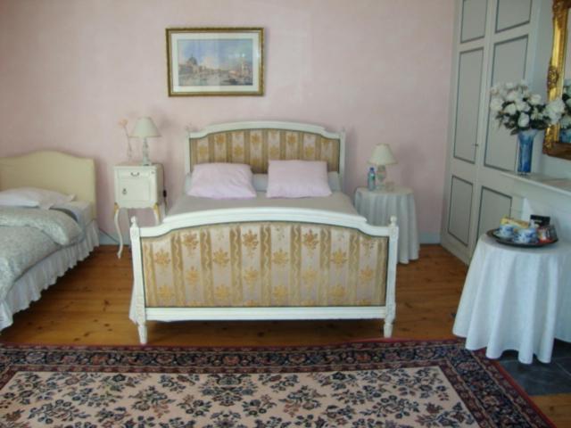 Au Charme Des Pommiers Bed and Breakfast Thiberville Buitenkant foto